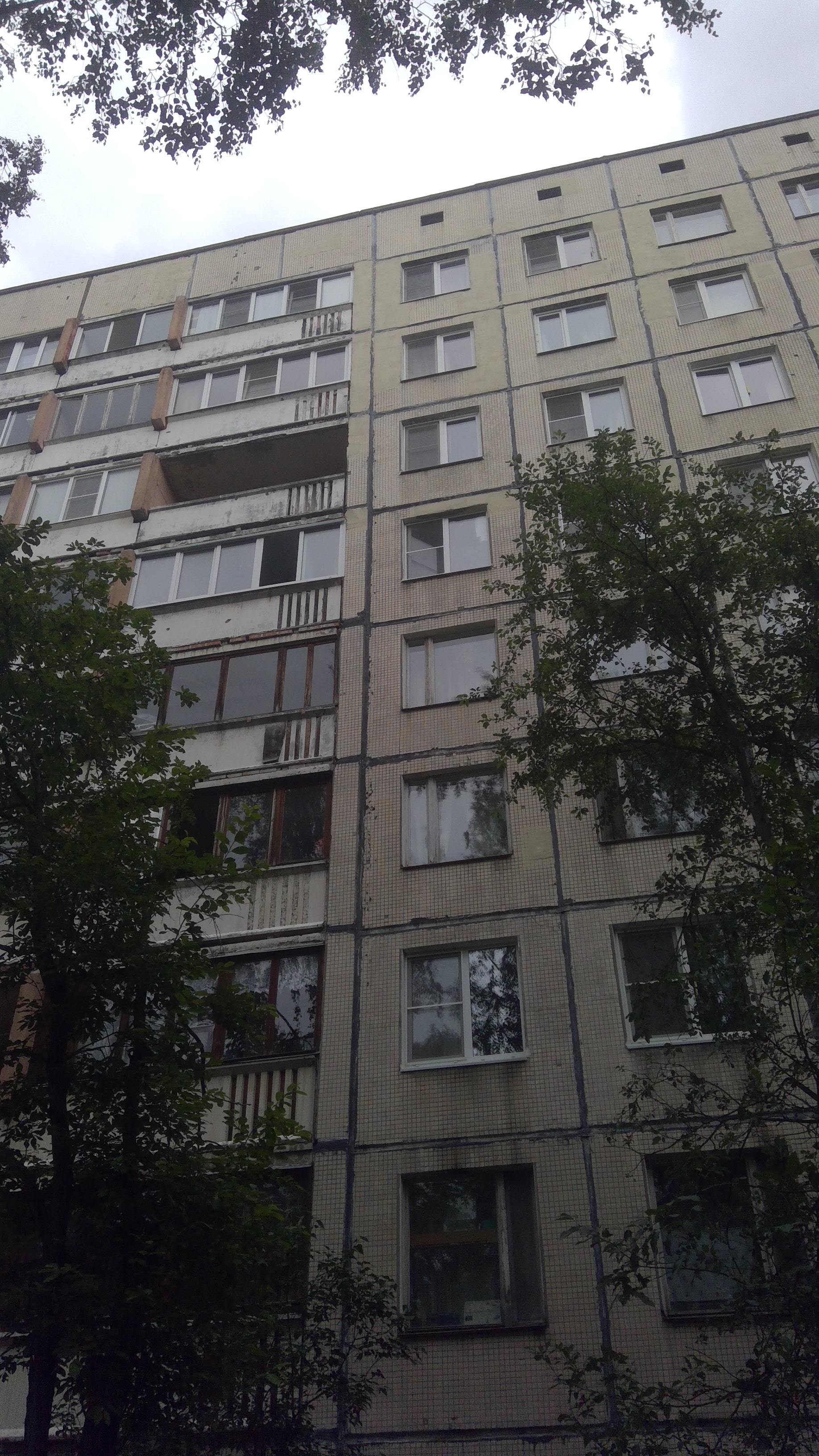 Ремонт фасада ул. Есенина д. 28 корп. 1( 3 пар. двор )