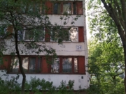 Косметический ремонт лестничных клеток пр. Художников дом 24 к. 3  ( 3,5,7,8 пар.)